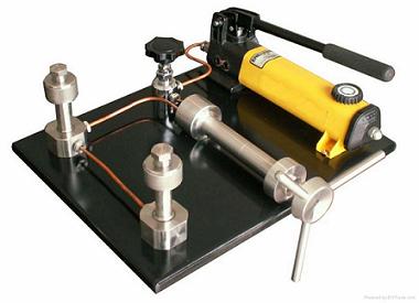 壓力校驗儀(yi)壓力泵