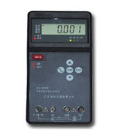 手持式(shi)信号發(fā)生校驗(yan)儀