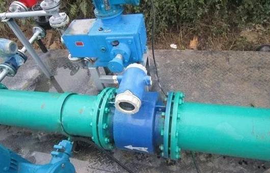 電磁(cí)流量計現場圖